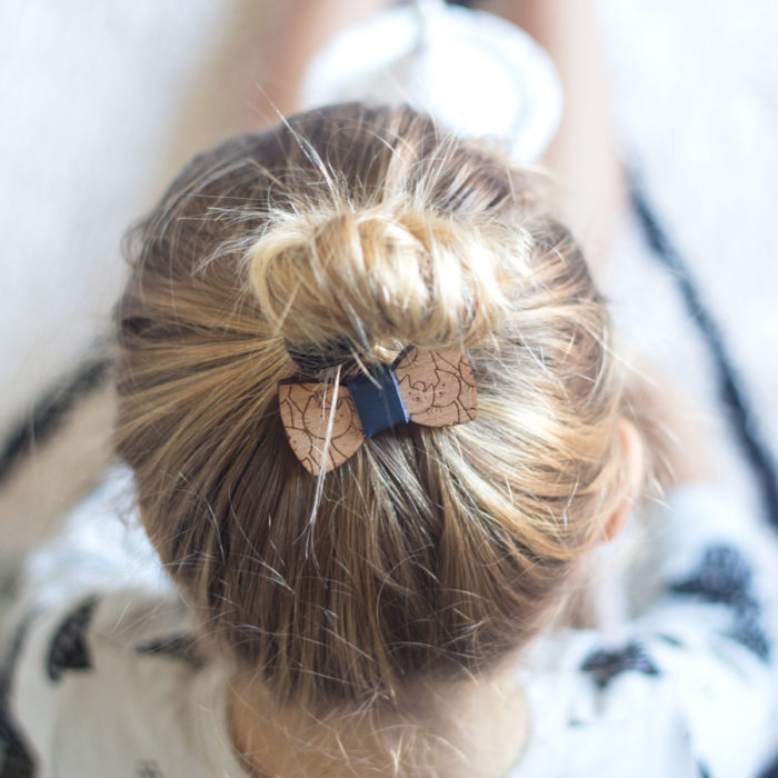 barrette en bois motif chats