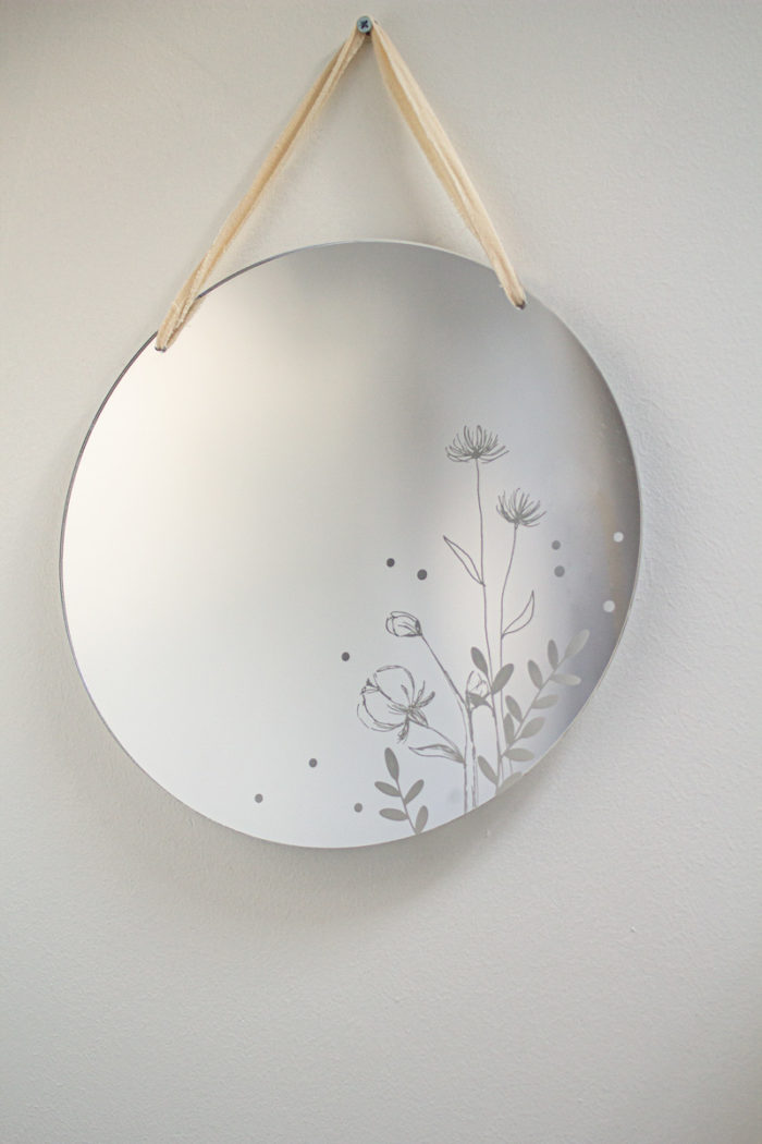 miroir gravé floral rond design decoration intérieure