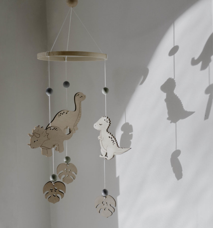 Mobile bébé en bois - Dinos - Decocot: decoration et accessoires en bois  pour enfants